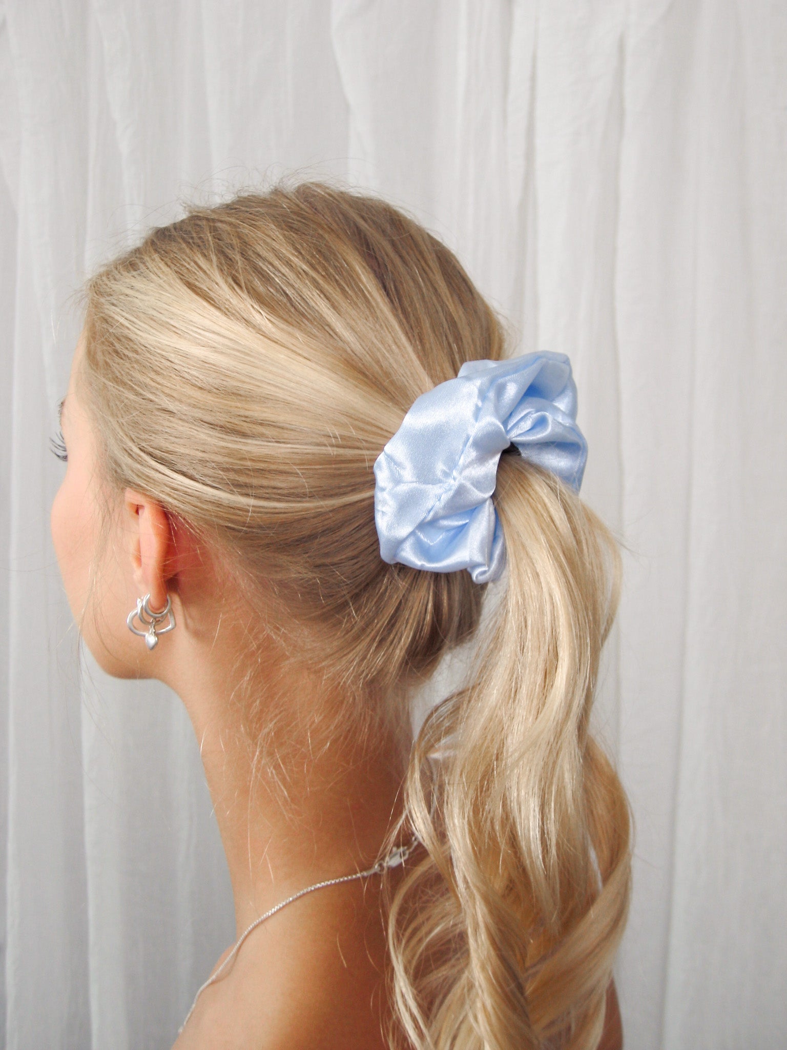 Satin Scrunchie Blå
