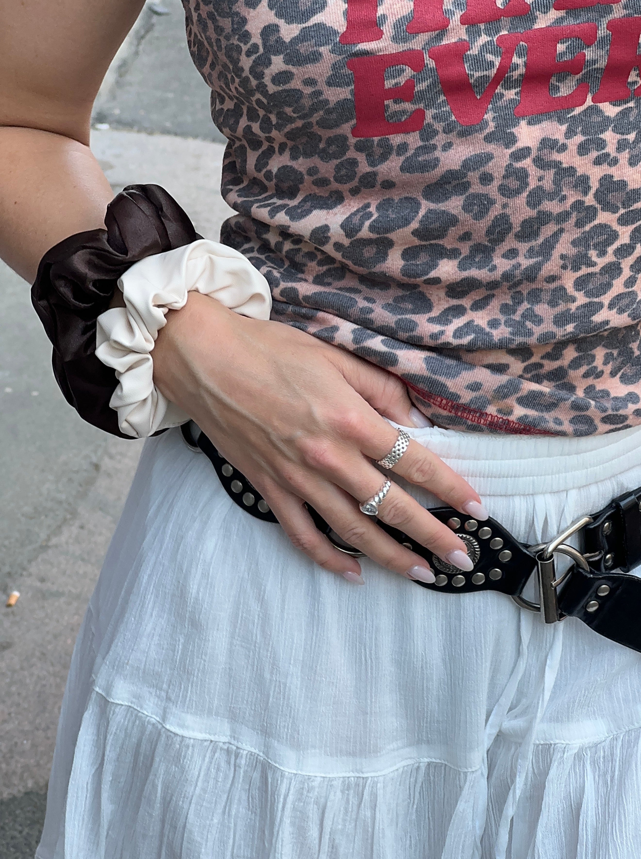 Scrunchie Skinn Kremhvit