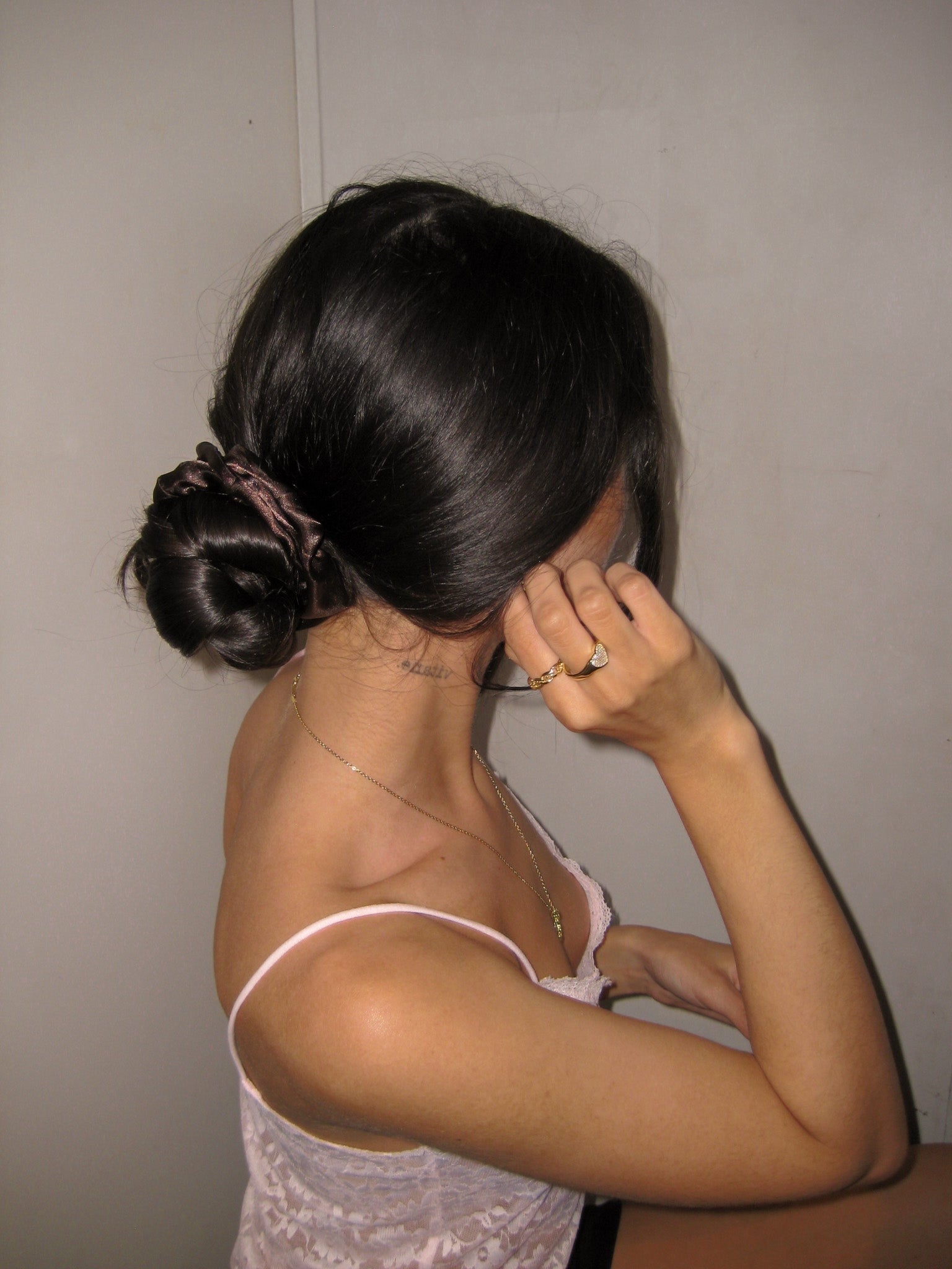 Satin Scrunchie Mørk Brun
