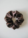 Satin Scrunchie Mørk Brun