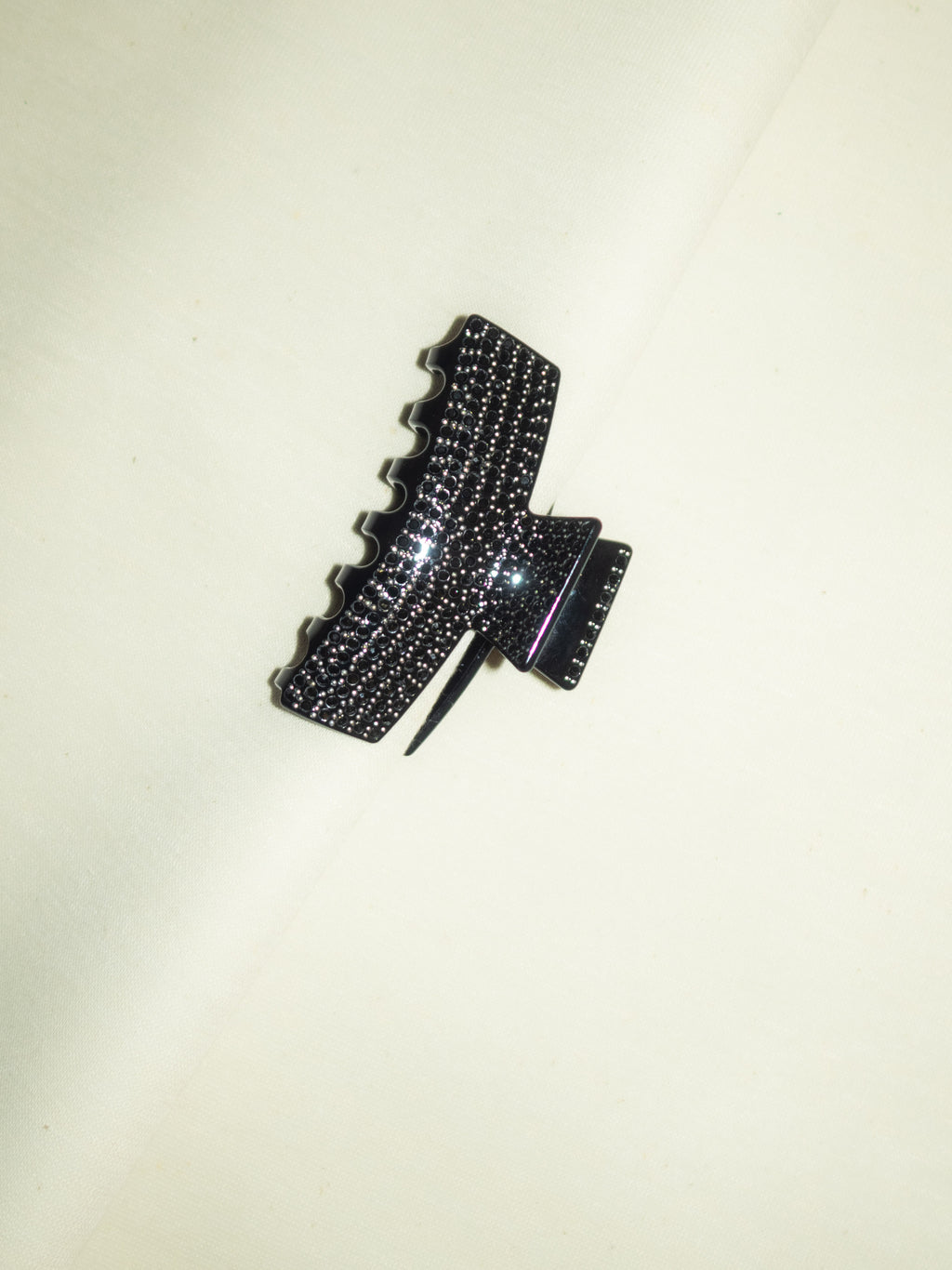Liquorice Glam Hårklype Sort